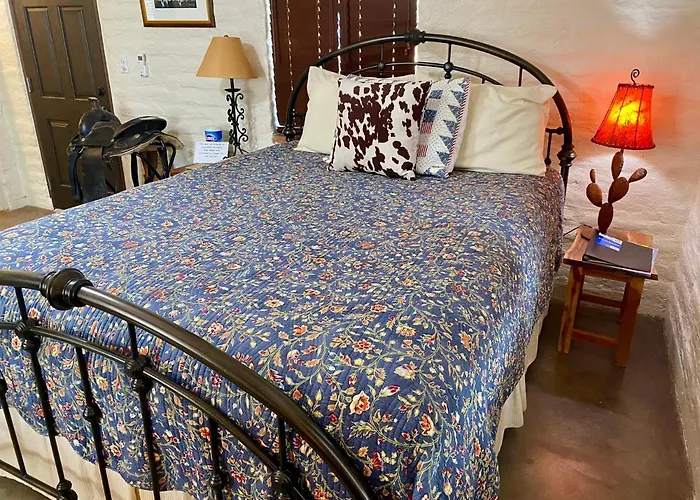 Historic Valle Verde Ranch Guest house *