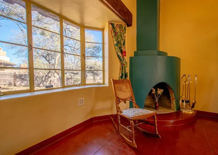 Historic Valle Verde Ranch Guest house